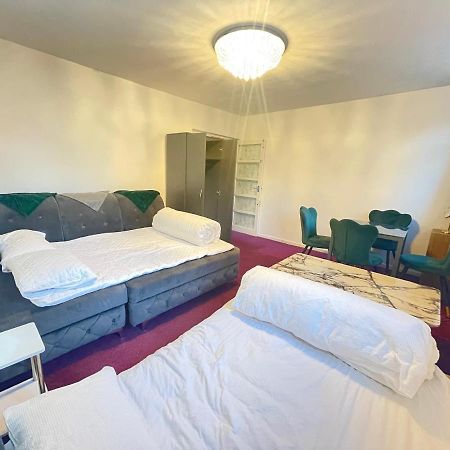 Room With Shared Kitchen Londra Exterior foto