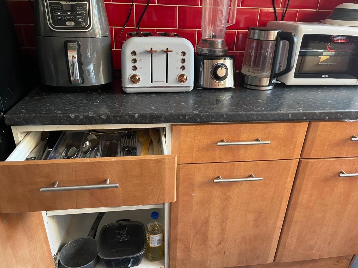 Room With Shared Kitchen Londra Exterior foto