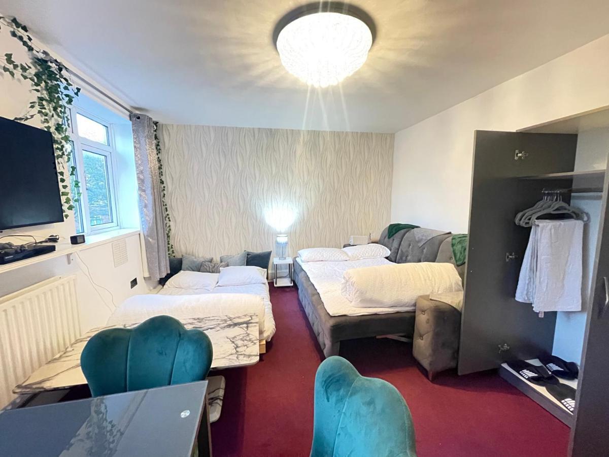 Room With Shared Kitchen Londra Exterior foto